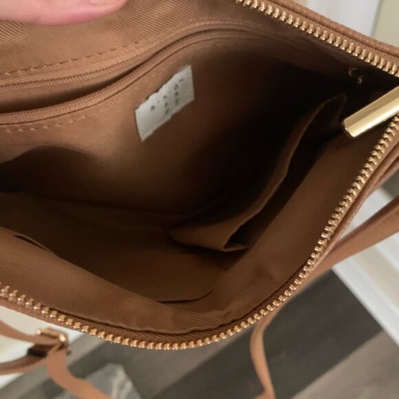 Tan hobo strap bag - Picture 7 of 9